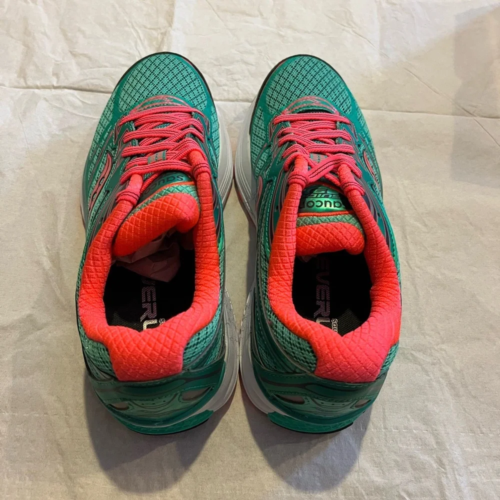 Saucony Women’s Guide 9 Green and Pink - Picture 6 of 9